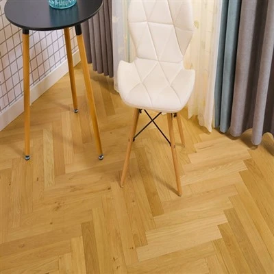 Plancher à chevrons en chêne en chêne